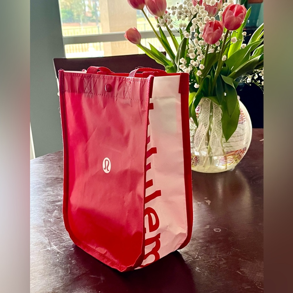 3/$25 New Lululemon Tote Bag
